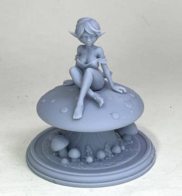 Fairy (no wings) crossed legs (75mm)